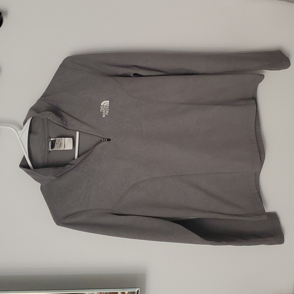 North face quarter zip fleece